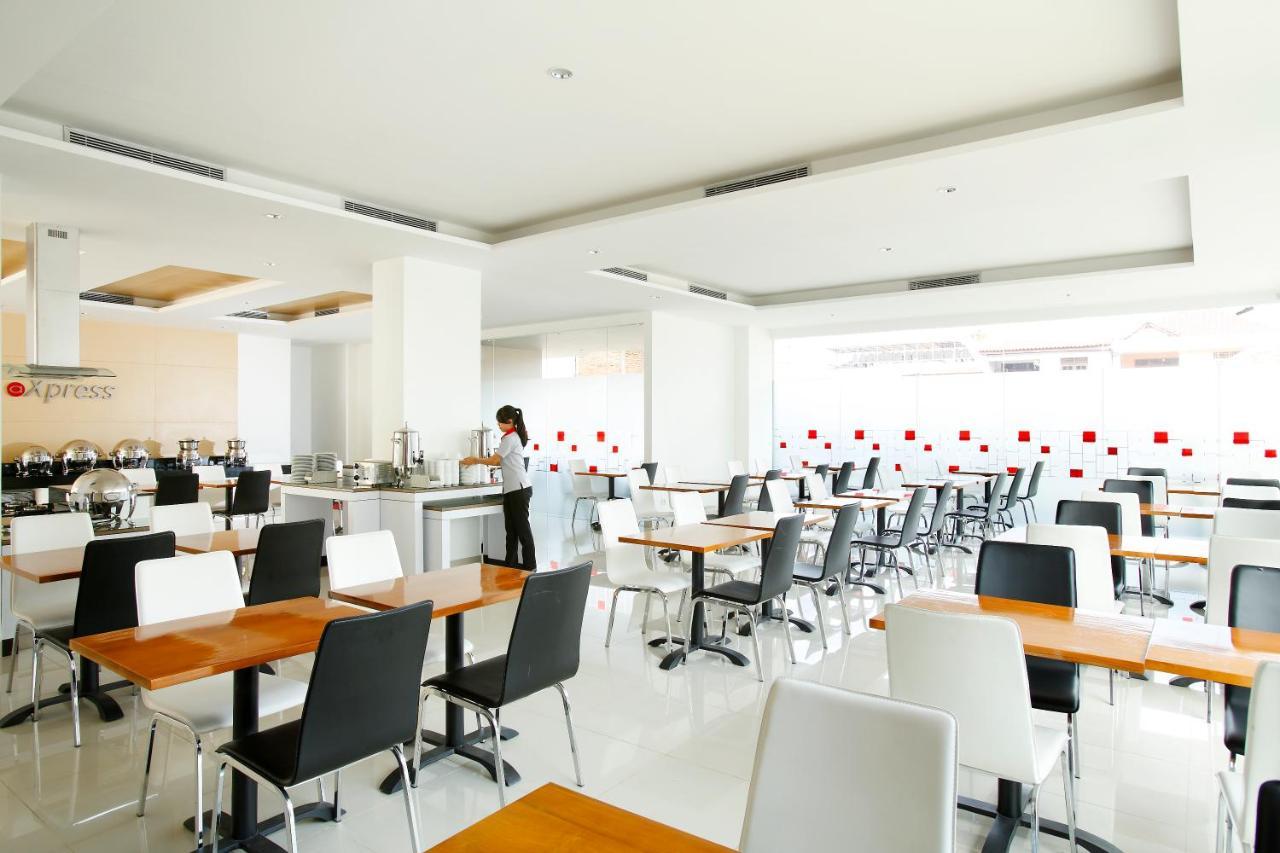 Amaris Hotel Tebet Jakarta Extérieur photo
